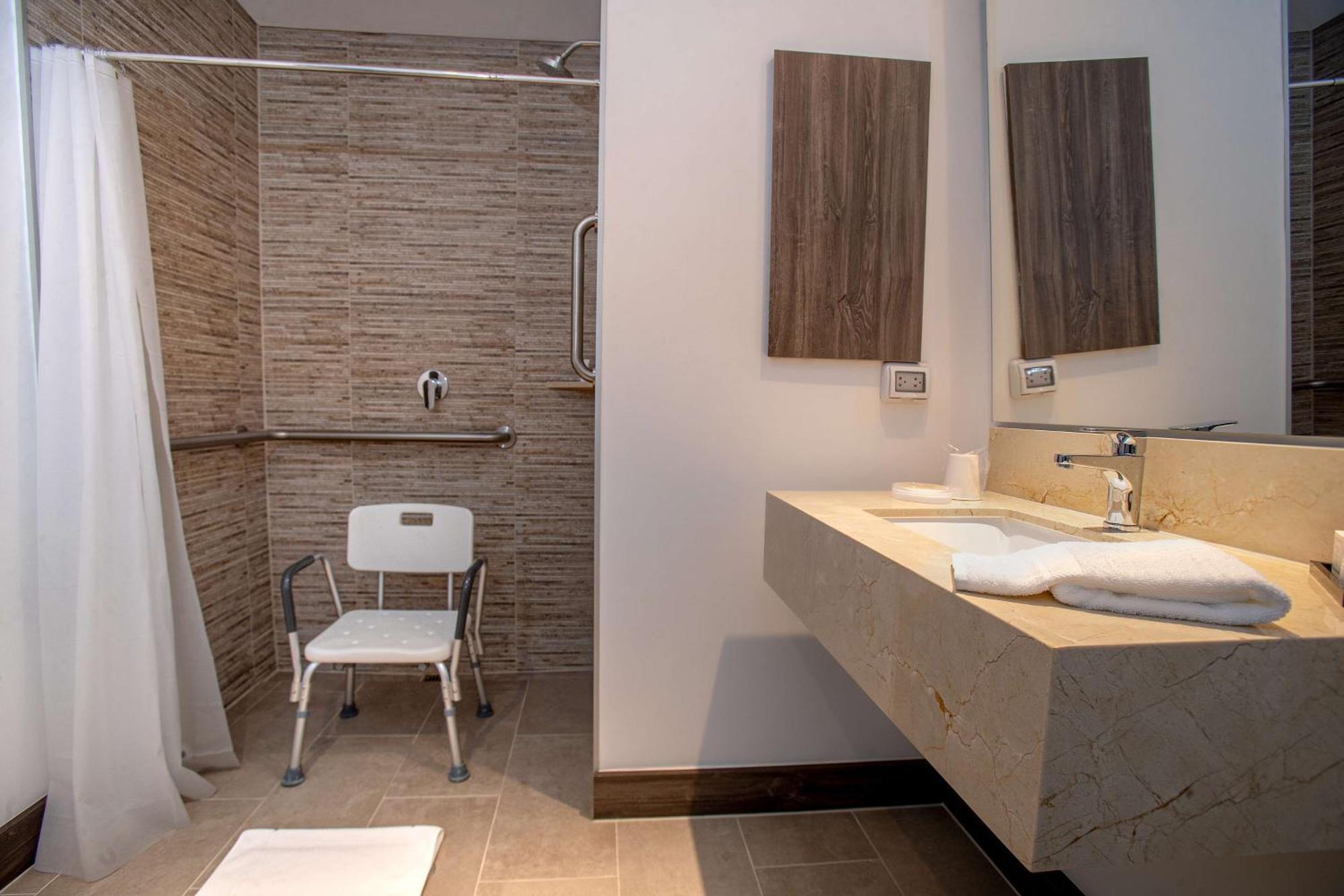 Hampton By Hilton Lima San Isidro Hotell Eksteriør bilde
