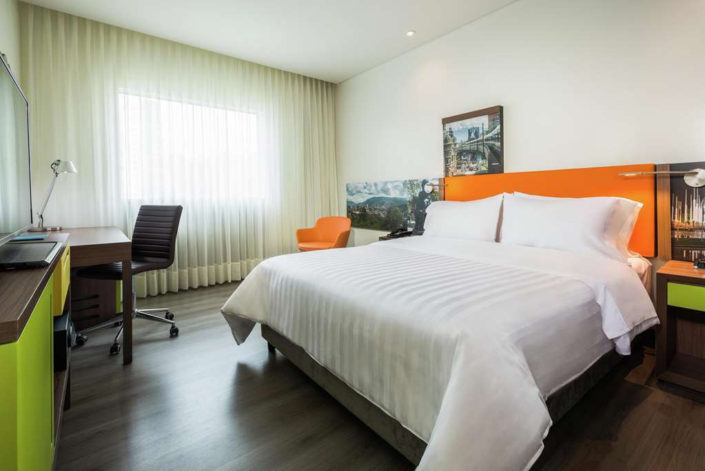 Hampton By Hilton Lima San Isidro Hotell Rom bilde